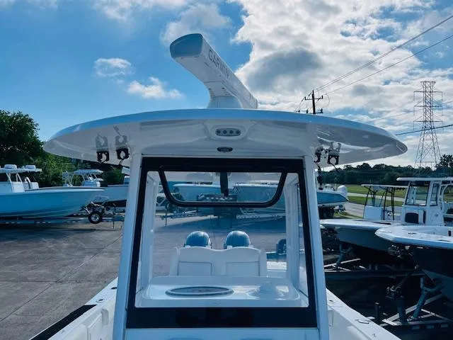 Slide: The Image of 2019 Sea Hunt Gamefish 27 boat interior with coffin box seating. - 13