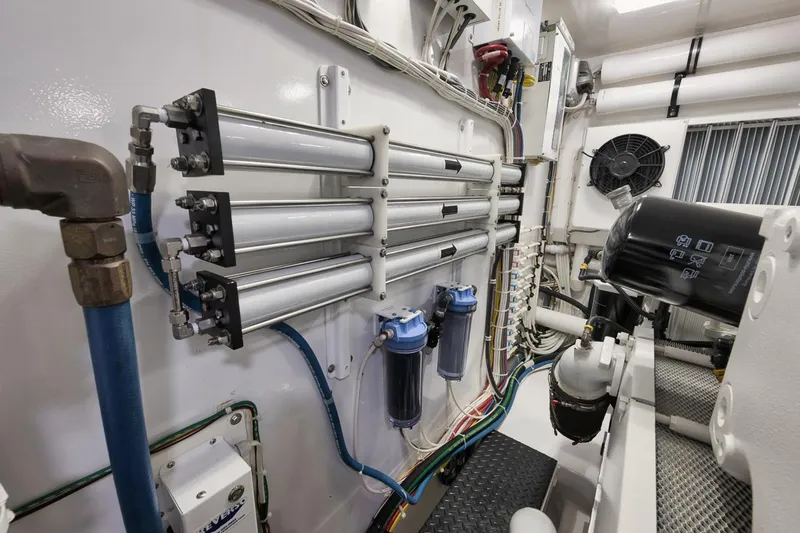 Slide: The Image of Viking 80 Convertible 2019 - 110