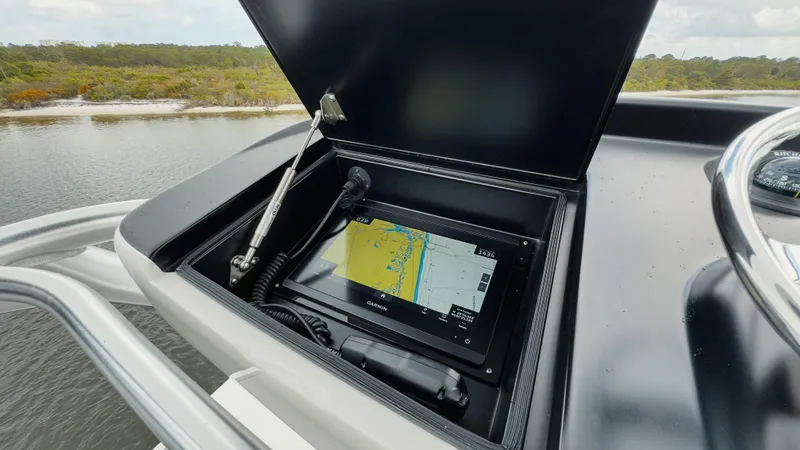 Slide: The Image of Viking 80 Convertible 2019 - 75