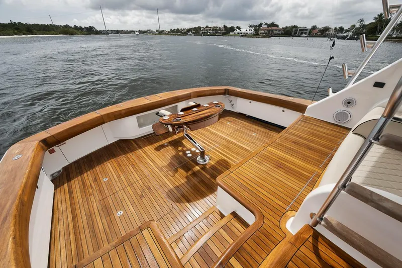 Slide: The Image of Viking 80 Convertible 2019 - 81