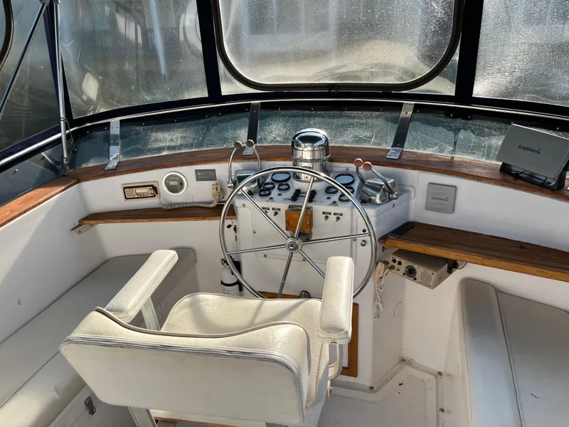 Slide: The Image of Gulfstar Trawler 1980 - 60