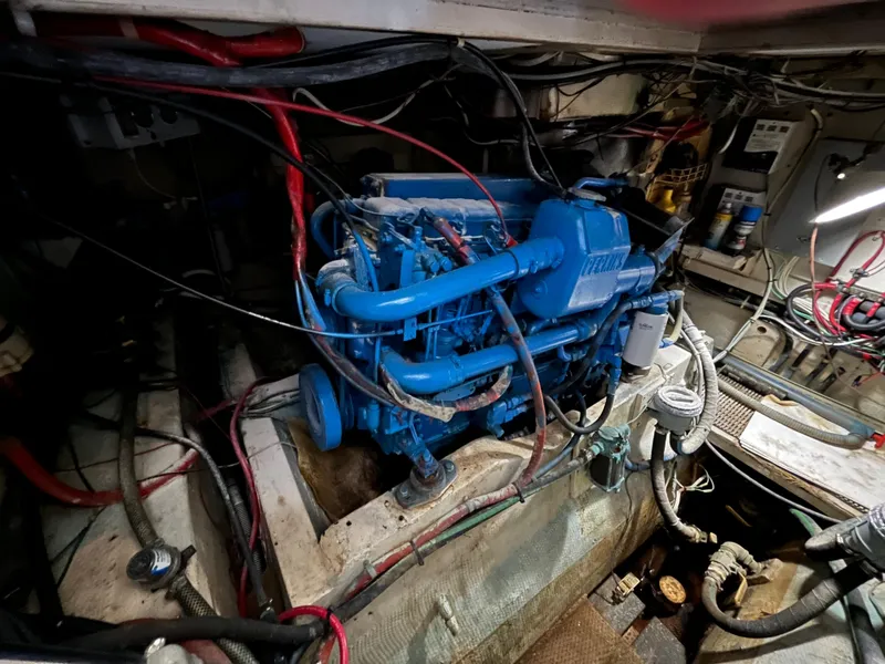 Slide: The Image of Gulfstar Trawler 1980 - 65