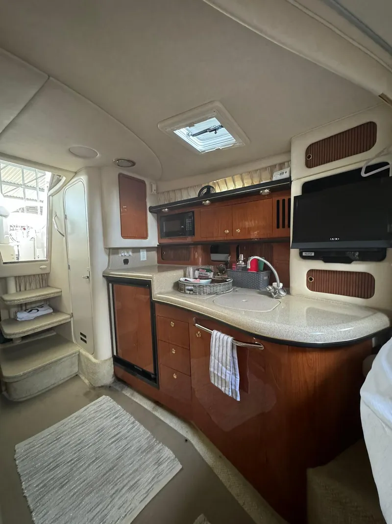 Slide: The Image of Sea Ray 340 Sundancer 2001 - 3