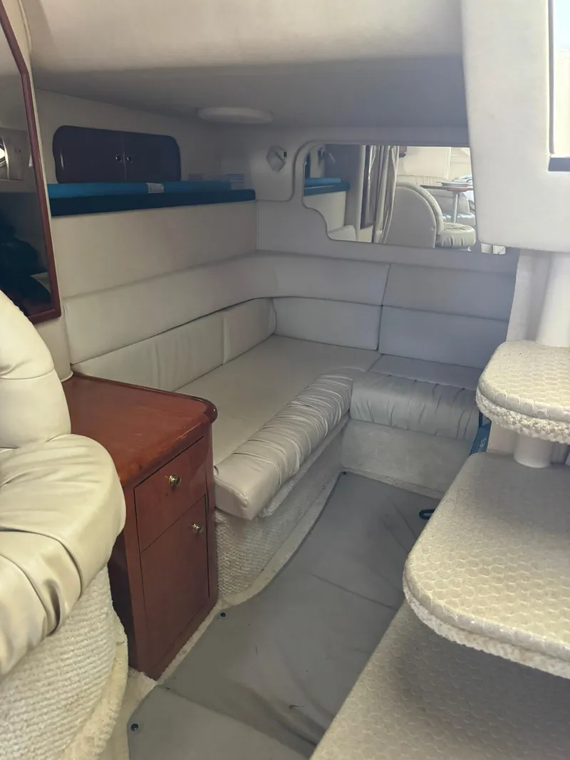 Slide: The Image of Sea Ray 340 Sundancer 2001 - 4