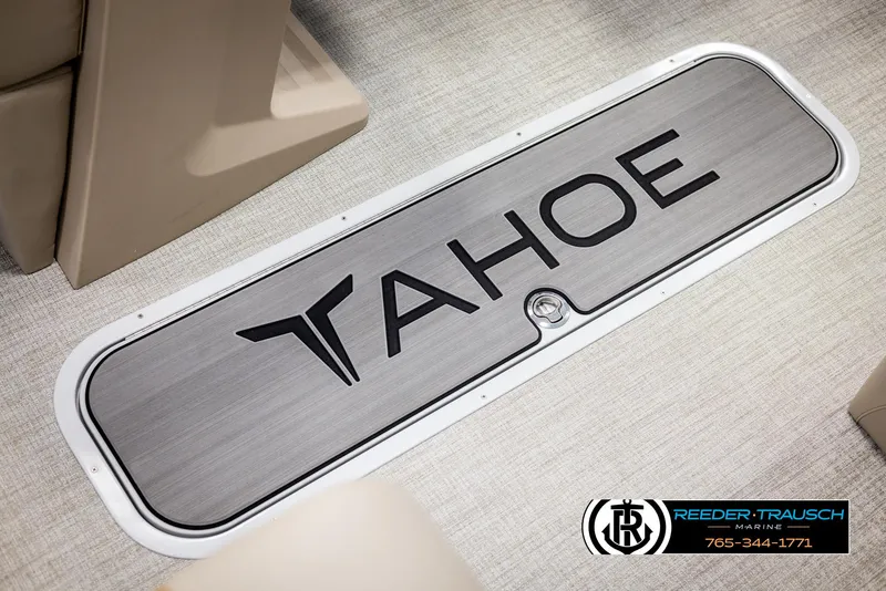 Slide: The Image of 2025 Tahoe SP Cr boat floor panel with logo and Reeder-Trausch Marine branding. - 36