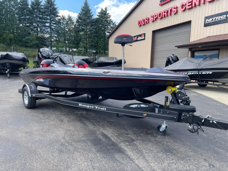 Slide: The Image of 2025 Ranger Z185 boat on trailer at D&R Sports Center. - 2