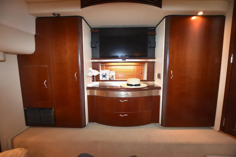 Slide: The Image of Sea Ray 58 Sedan Bridge 2006 - 53
