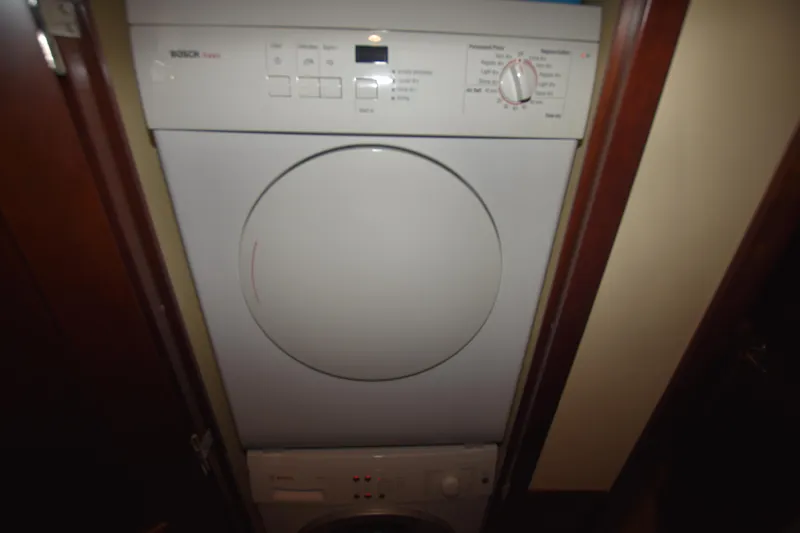 Slide: The Image of Sea Ray 58 Sedan Bridge 2006 - 65