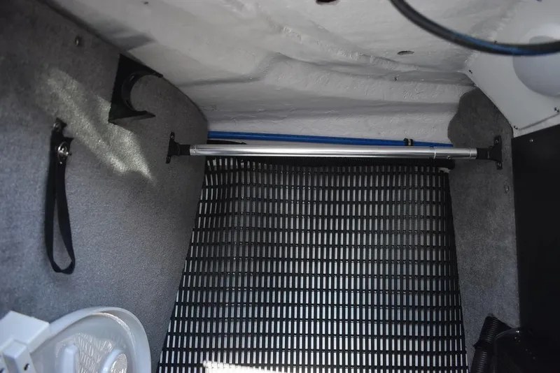 Slide: The Image of Monterey 255SS 2023 - 85