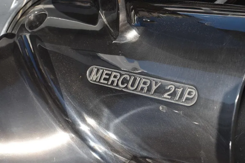 Slide: The Image of Monterey 255SS 2023 - 90