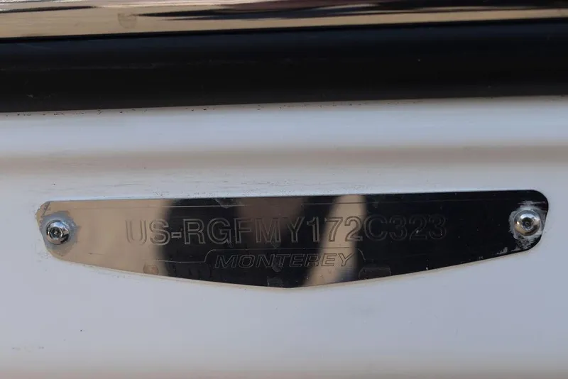 Slide: The Image of Monterey 255SS 2023 - 91