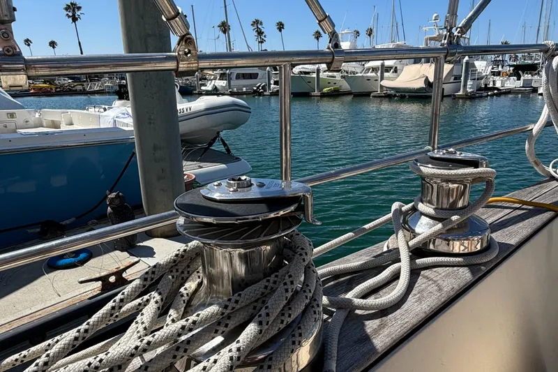 Slide: The Image of Starboard winches - 91