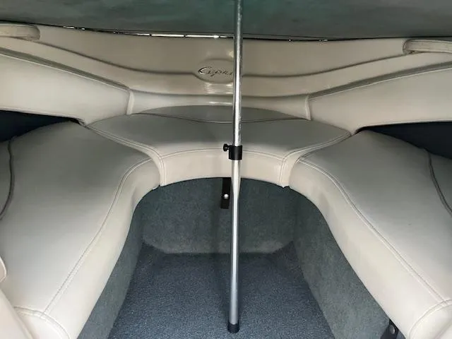 Slide: The Image of Bayliner 2050 Capri DX/LX 2000 - 11