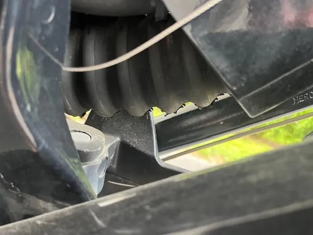 Slide: The Image of Bayliner 2050 Capri DX/LX 2000 - 7