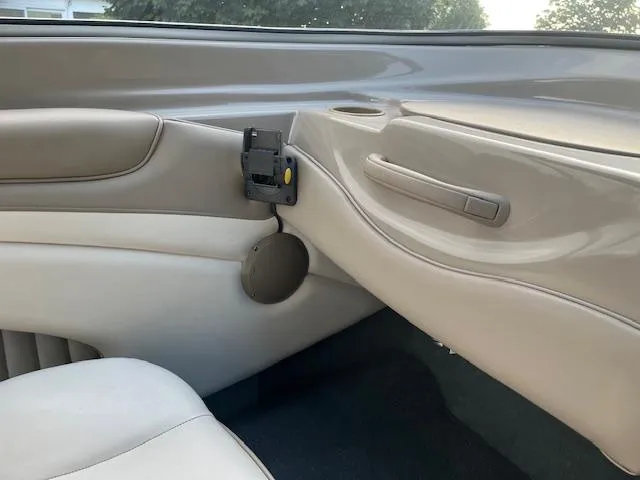 Slide: The Image of Bayliner 2050 Capri DX/LX 2000 - 9