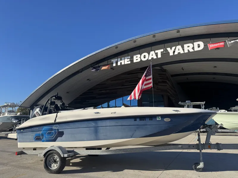 Slide: The Image of Bayliner Element E18 2017 - 10