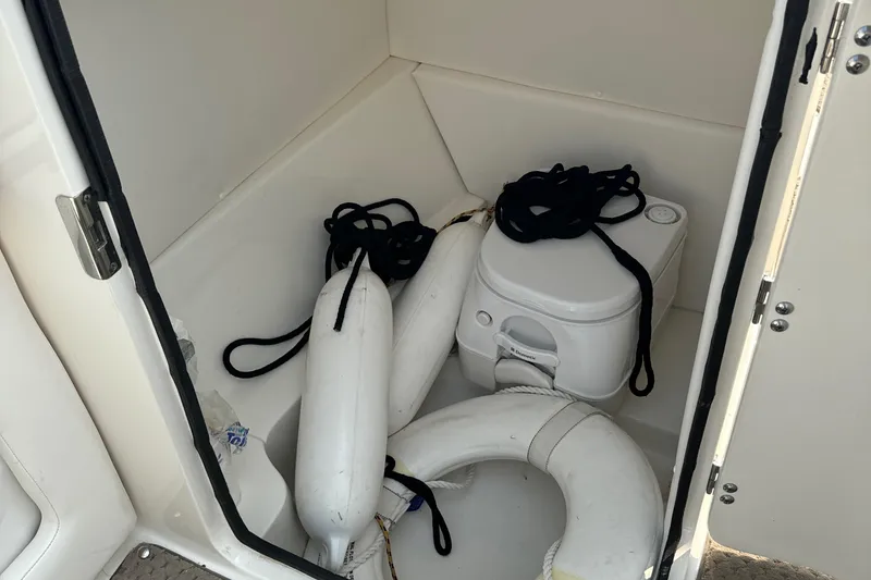 Slide: The Image of SeaRay 240 Sundeck, Sea Ray 240 SunDeck, SeaRay, Chapparal, Cobalt, Regal, Cruising Boat, Runabout, Dual Console, Bowrider, Affordable Boat - 12