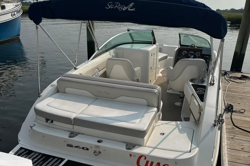 Slide: The Image of SeaRay 240 Sundeck, Sea Ray 240 SunDeck, SeaRay, Chapparal, Cobalt, Regal, Cruising Boat, Runabout, Dual Console, Bowrider, Affordable Boat - 5
