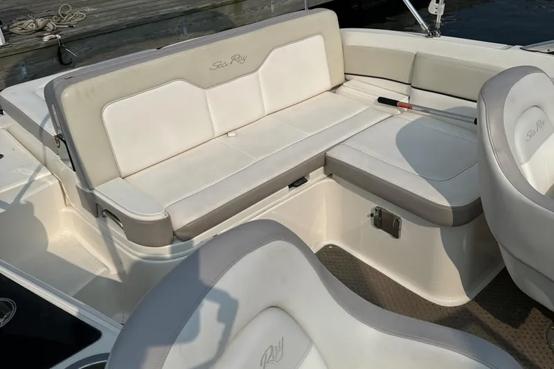Slide: The Image of SeaRay 240 Sundeck, Sea Ray 240 SunDeck, SeaRay, Chapparal, Cobalt, Regal, Cruising Boat, Runabout, Dual Console, Bowrider, Affordable Boat - 7