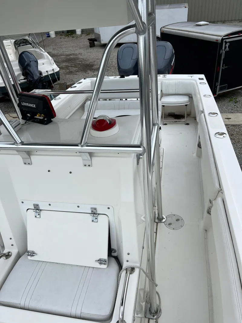Slide: The Image of 1998 Fountain 31 CC boat interior with seating and navigation equipment. - 12