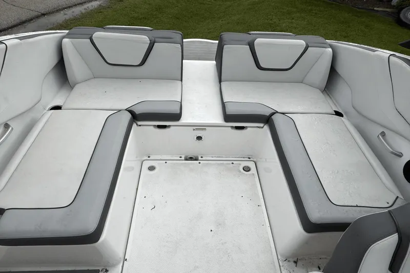 Slide: The Image of Yamaha AR250 2022 - 9