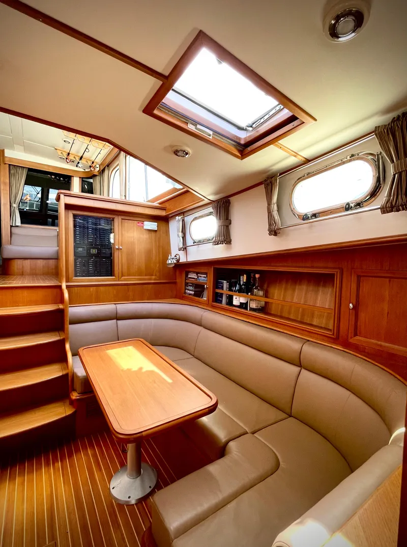 Slide: The Image of Dinette & High Low Table - 16