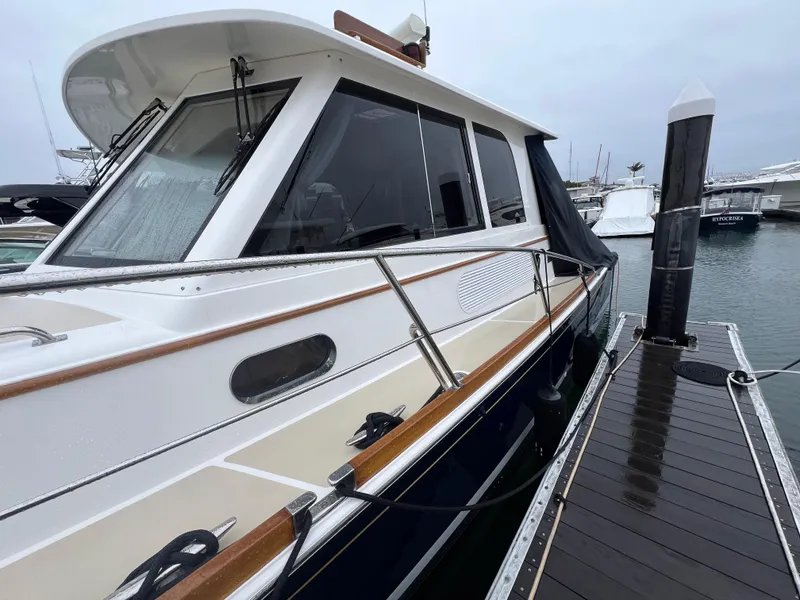 Slide: The Image of Cabin Side - 40