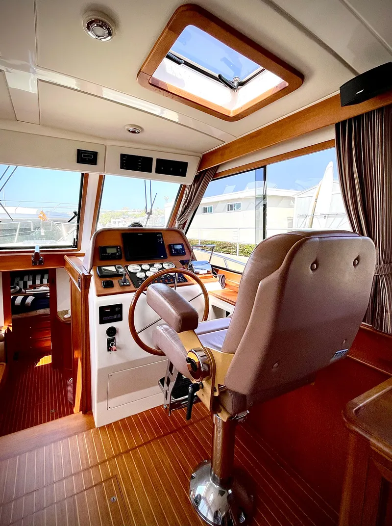 Slide: The Image of Stidd Helm Chair - 8