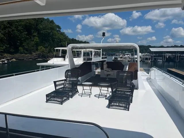 Slide: The Image of Stardust Cruisers Houseboat 2010 - 50