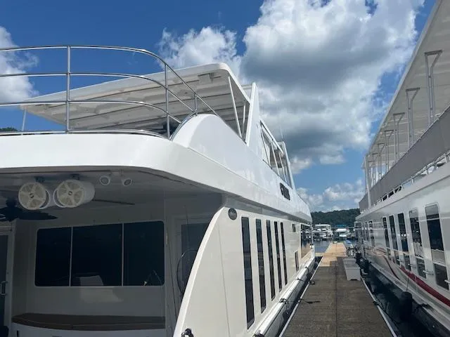 Slide: The Image of Stardust Cruisers Houseboat 2010 - 55