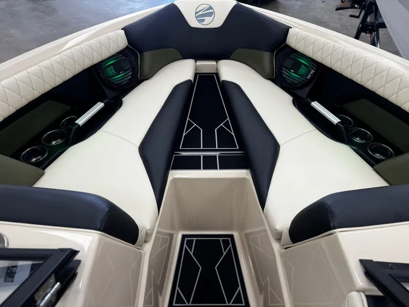 Slide: The Image of Tigé Z3 2025 - 12