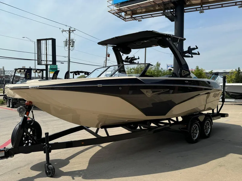 Slide: The Image of Tigé Z3 2025 - 6