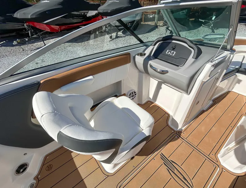 Slide: The Image of Chaparral 21 SSi OB 2025 - 13