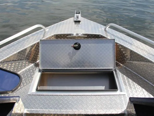 Slide: The Image of Thunder Jet 185 Luxor 2024 - 10