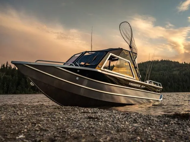 Slide: The Image of Thunder Jet 185 Luxor 2024 - 11