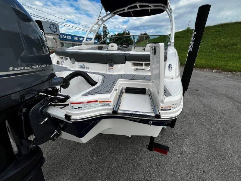 Slide: The Image of Chaparral 21 SSi OB 2022 - 16