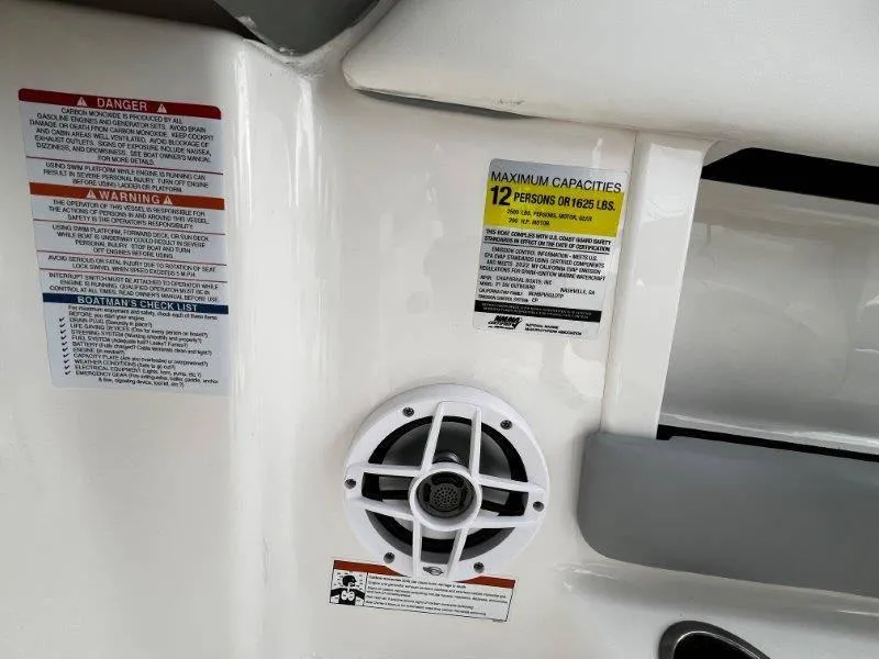 Slide: The Image of Chaparral 21 SSi OB 2022 - 45