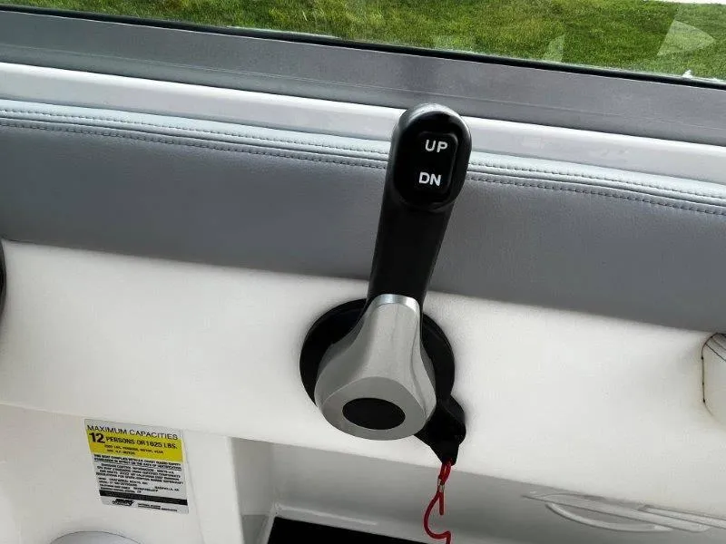 Slide: The Image of Chaparral 21 SSi OB 2022 - 54