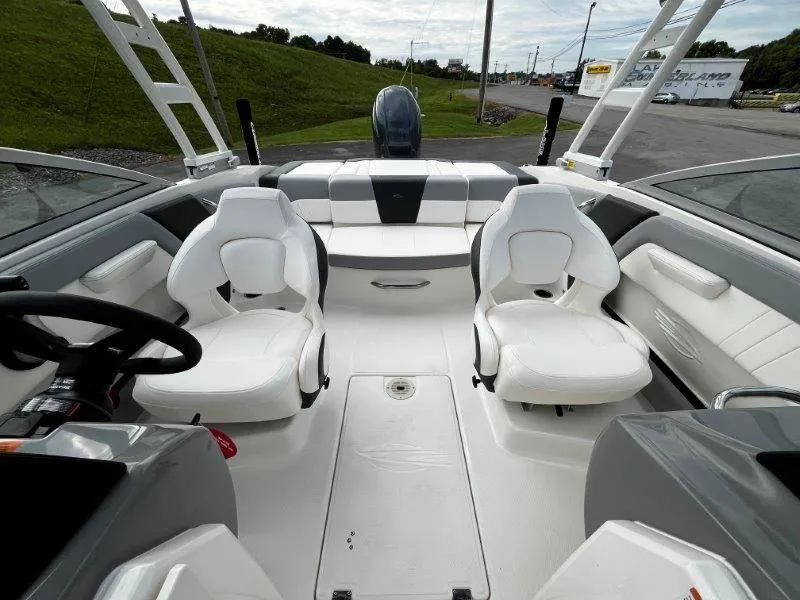 Slide: The Image of Chaparral 21 SSi OB 2022 - 61