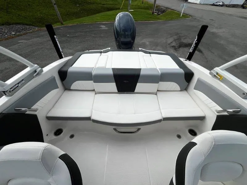 Slide: The Image of Chaparral 21 SSi OB 2022 - 63