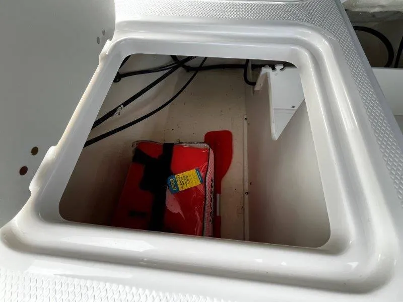 Slide: The Image of Chaparral 21 SSi OB 2022 - 71