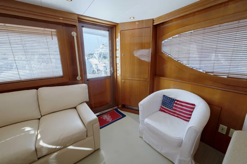 Slide: The Image of Hatteras 50 Tide Up II - Salon - 12