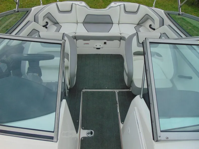 Slide: The Image of Yamaha SX190 2018 - 13