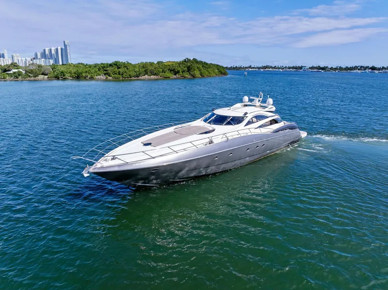 Slide: The Image of Sunseeker Predator 75 yacht cruising on blue water, 2001 model. - 3