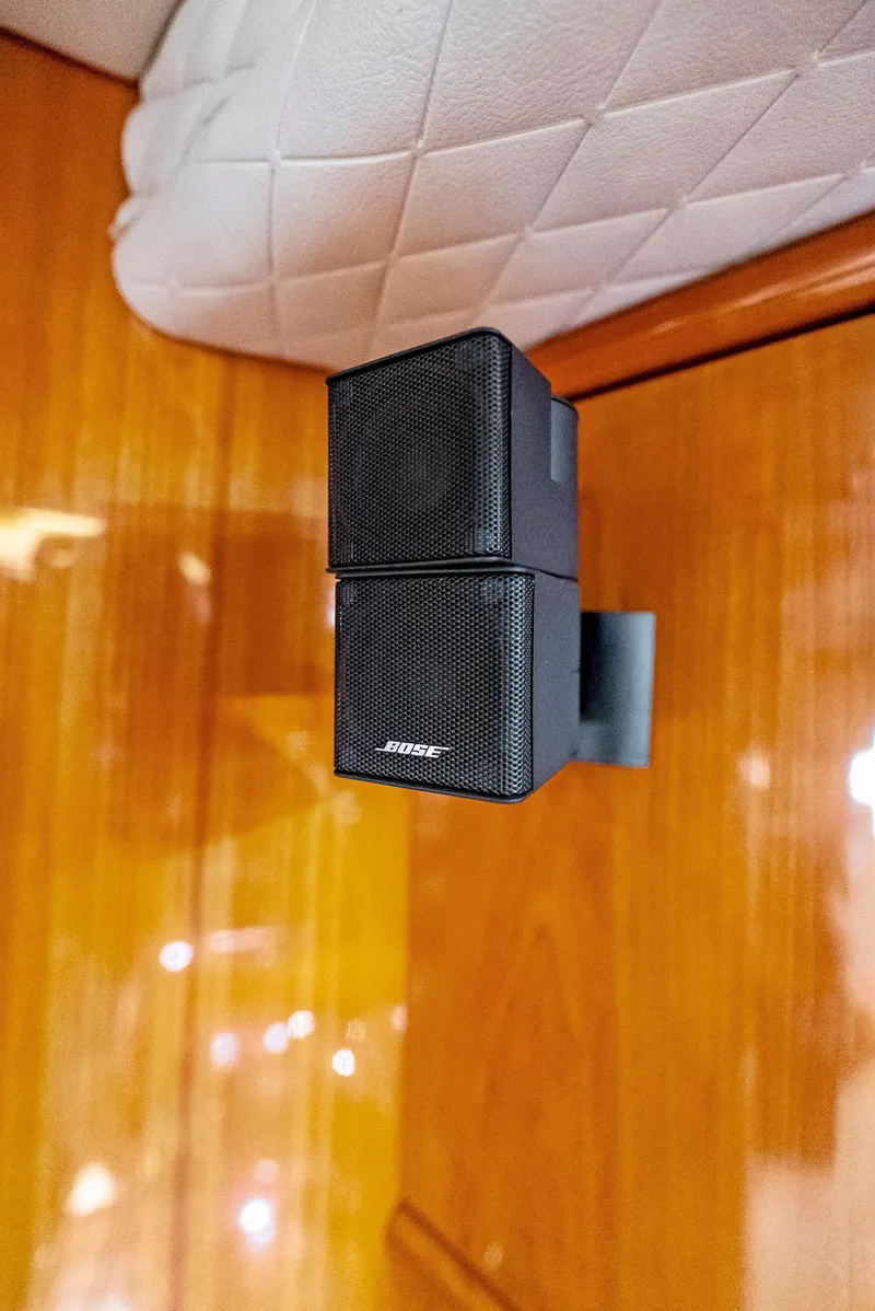 Slide: The Image of Bose speaker mounted on wooden interior of 2001 Sunseeker Predator 75 yacht. - 40