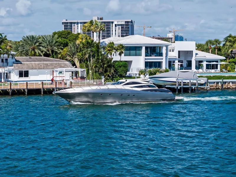 Slide: The Image of Sunseeker Predator 75 2001 - 53