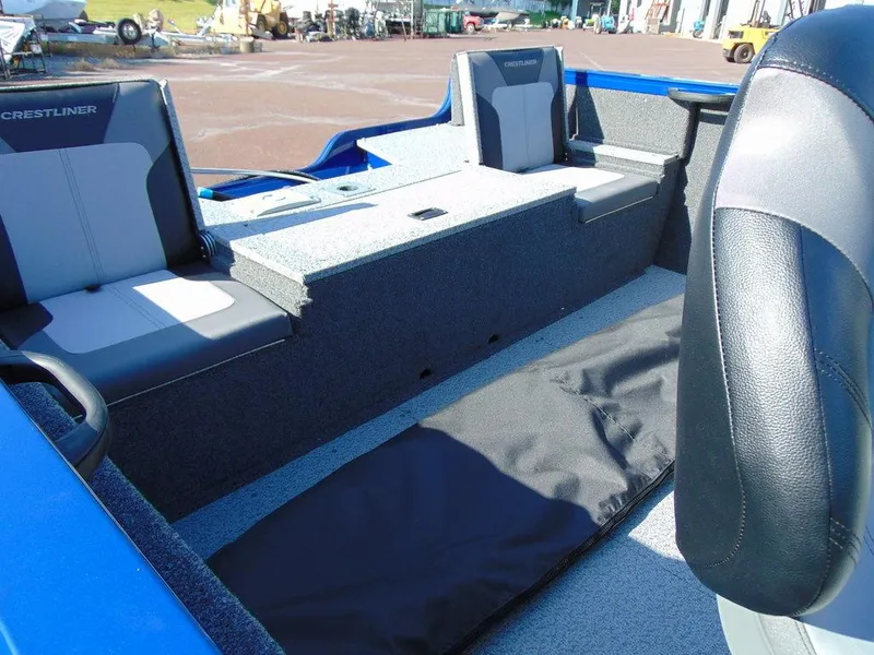 Slide: The Image of Crestliner 1750 Hawk Walk Through 2025 - 9