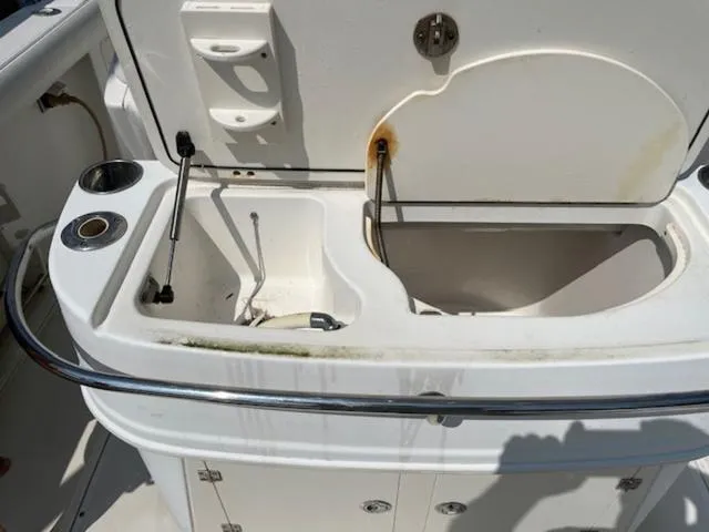 Slide: The Image of Boston Whaler 320 Outrage 2003 - 11