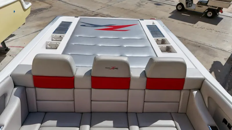 Slide: The Image of Donzi 38 ZR 2007 - 13