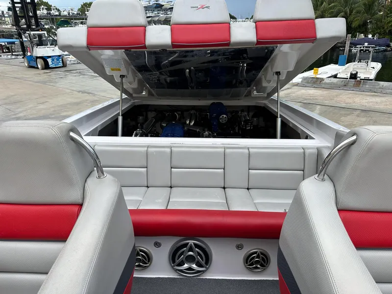 Slide: The Image of Donzi 38 ZR 2007 - 30